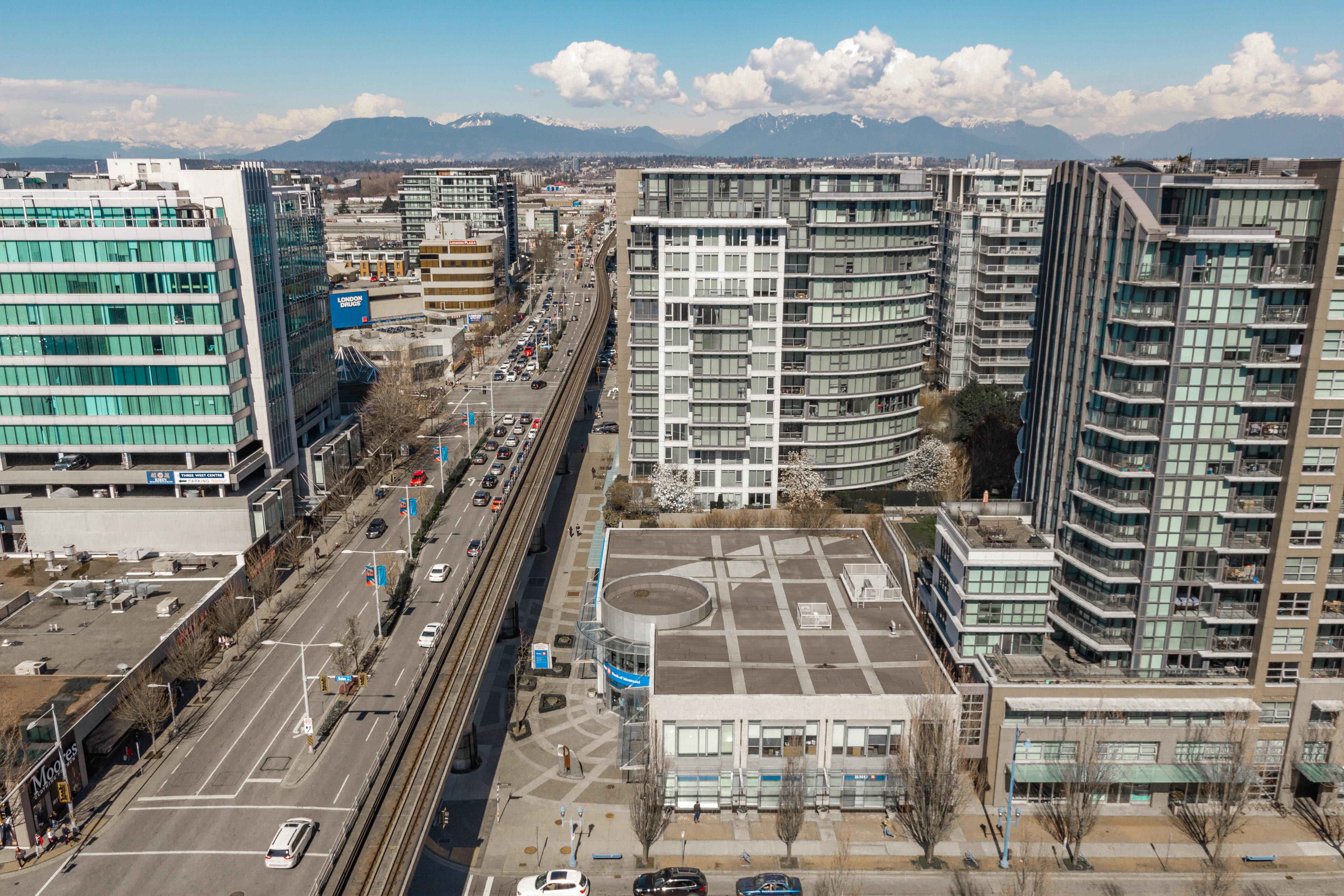 Richmond Centre Skytrain